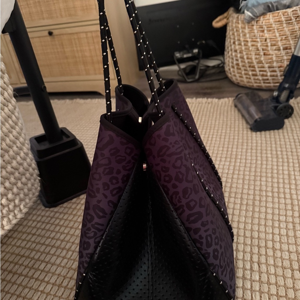 Leopard Print Women's Bag - Picture 4 of 10